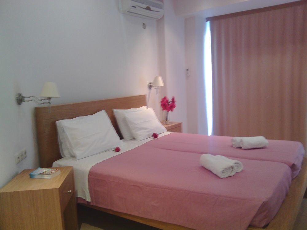 Maria Apartments Agia Pelagia  Luaran gambar